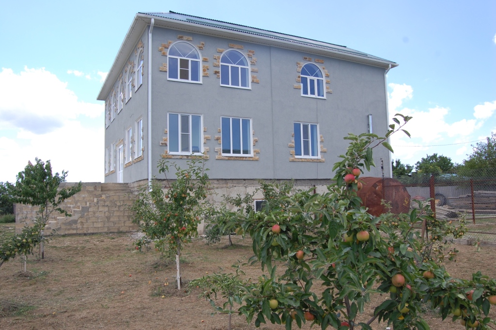 Продается новый капитальный жилой дом в ст. Ахтанизовской Темрюкского района Краснодарского края